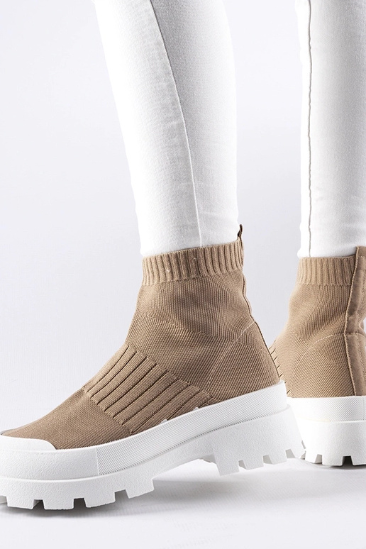 Varden rudi sportbačiai su elastine... Varden rudi sportbačiai su elastine...