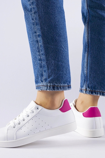 Balti-rožiniai sportbačiai...