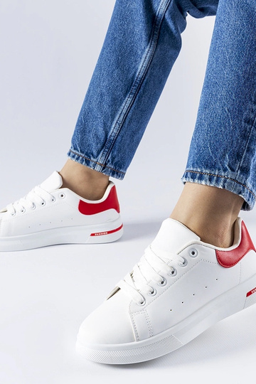 Leland raudonos ir baltos...