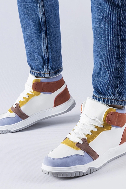 Elžbietos violetiniai aukštakulniai... Elžbietos violetiniai aukštakulniai...