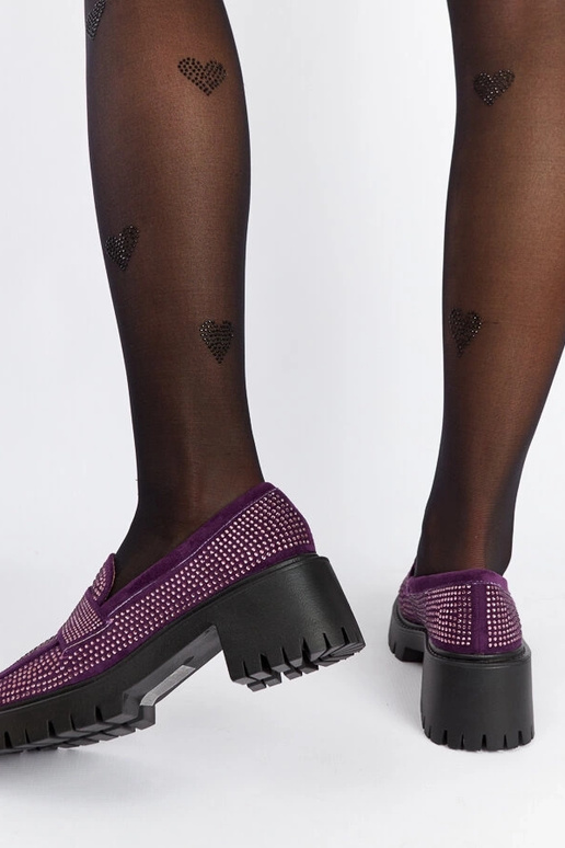 Violetinės kelnaitės su masyviu kulnu...