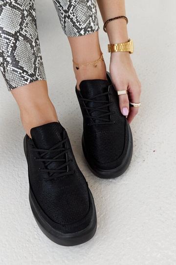 Juodi moteriški sportbačiai... 2