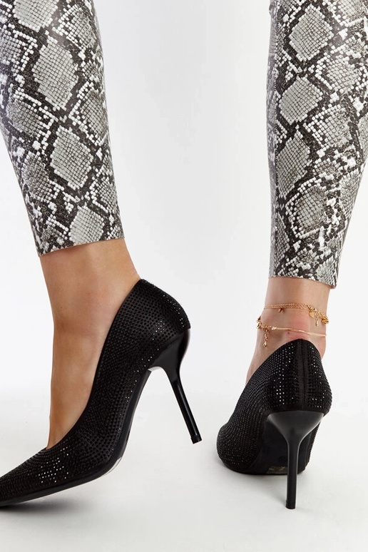 Juodos Liena aukštakulnės pompos