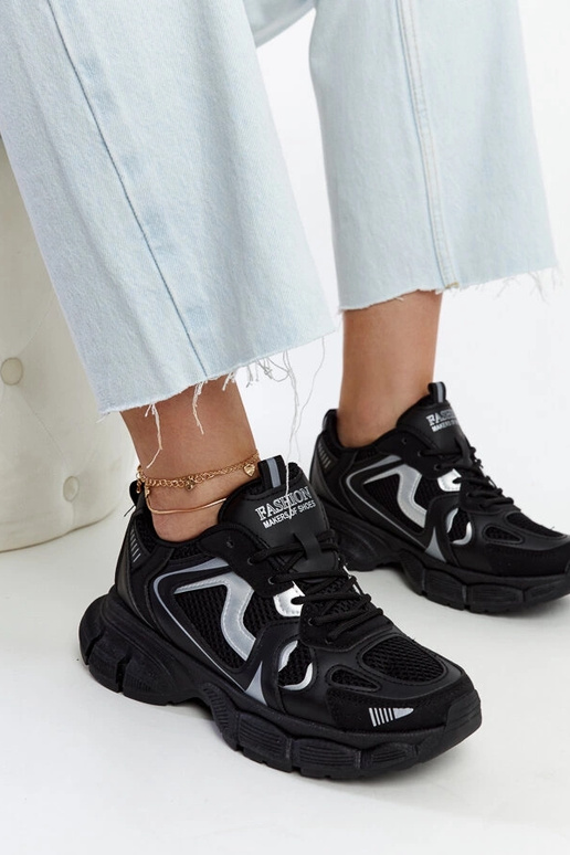 Juodi sportbačiai su masyviu Jacobine...