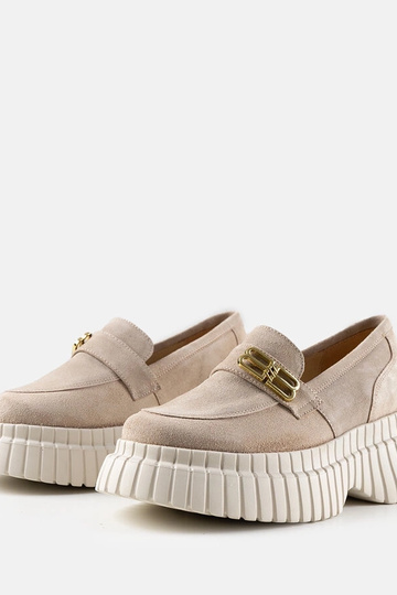 Bežiniai zomšiniai...