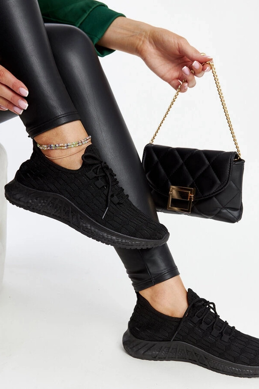 Juodi audiniai sportbačiai Milena