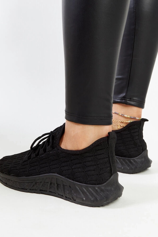 Juodi audiniai sportbačiai Milena