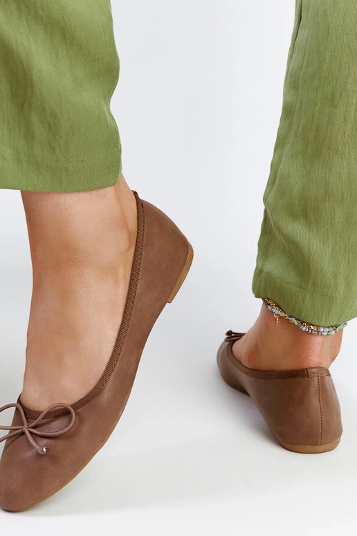 Rudos dirbtinės odos baleto buteliai...