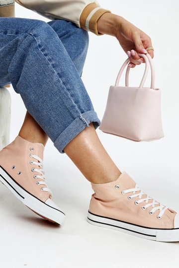 Šviesiai rožinės spalvos... 2