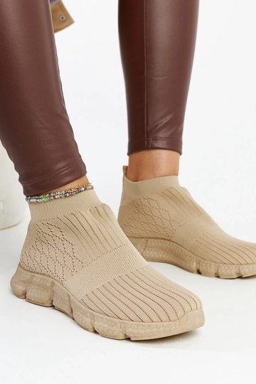 Tamsiai bežinės lengvos...