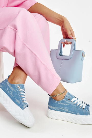 Mėlyni aukštos platformos... 2