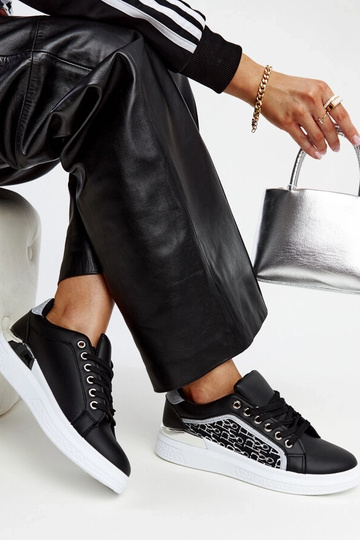 Juodi blizgantys... 2