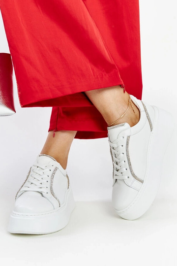 Baltos odinės sneakersai su cirkoniais Karino 2