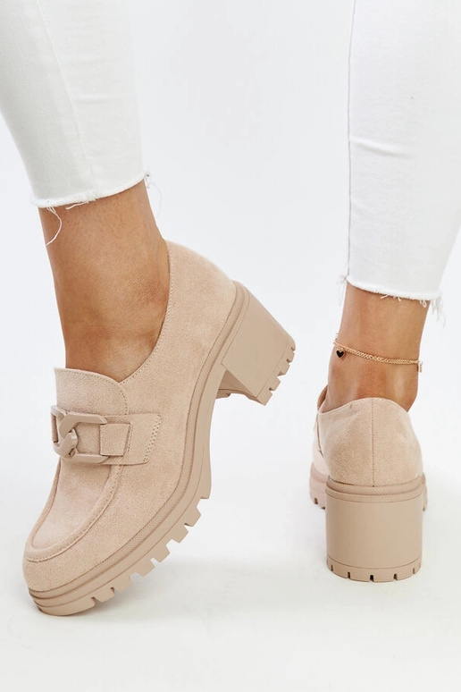 Smėlio spalvos pusbačiai su odiniu... Smėlio spalvos pusbačiai su odiniu...