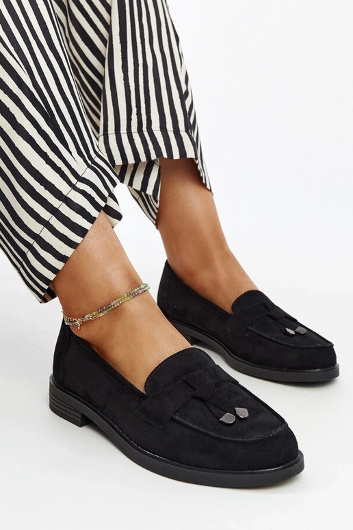 Vinceza juodi zomšiniai batukai