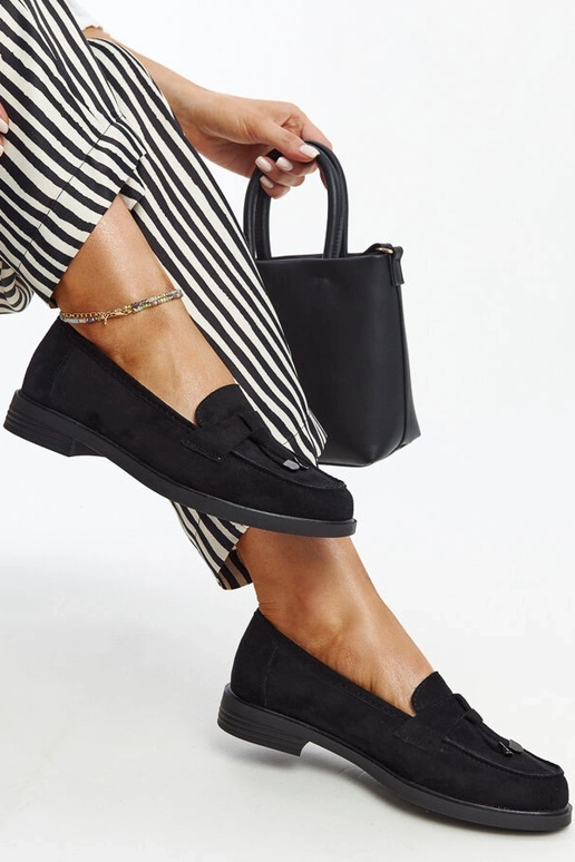 Vinceza juodi zomšiniai batukai