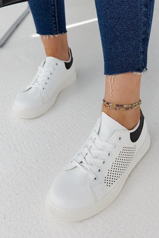 Balti ažūriniai sportbačiai Semhar