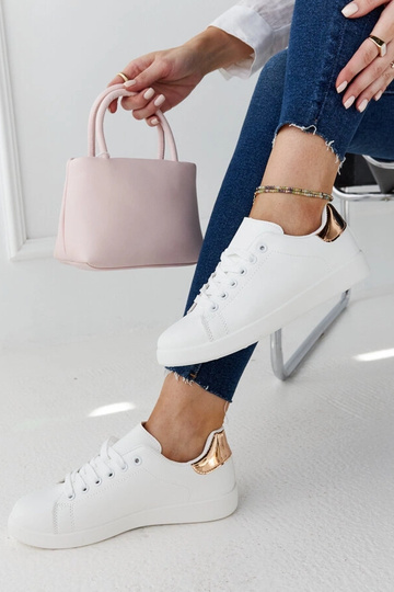 Baltos spalvos Birikti... 2