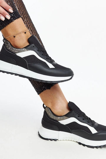 Evelia juodi blizgantys... 2