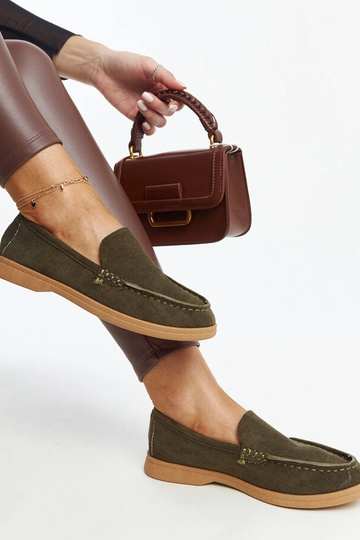 Rumay tamsiai žalios spalvos zomšiniai pusbačiai 2
