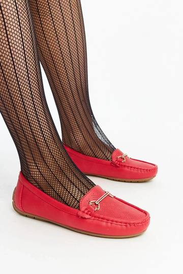 Raudoni batukai su dekoratyvine sagtimi Adila 2