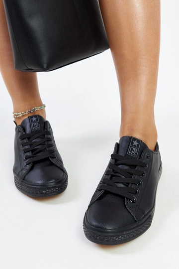 Juodi dirbtinės odos... 2