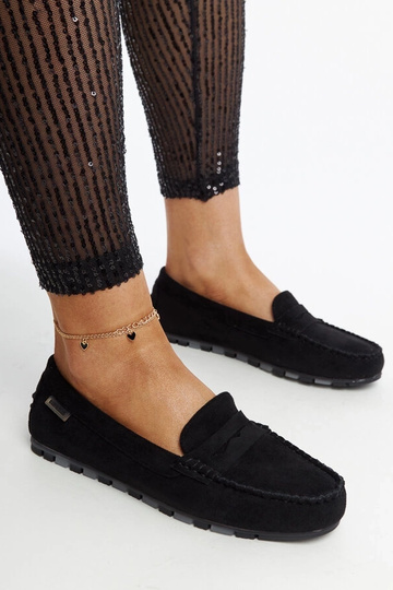 Juodos zomšos mokasinos...