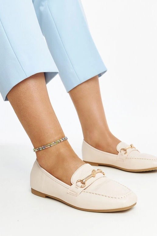 Šviesiai smėlio spalvos... Šviesiai smėlio spalvos...