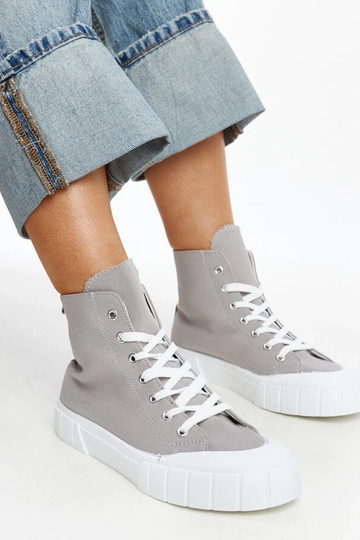 Pilki aukšti sportiniai...