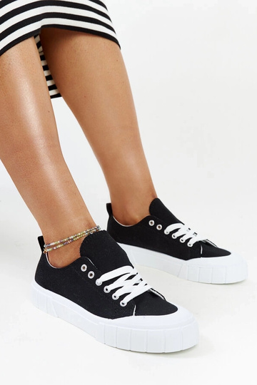 Eduardo juodo audinio...