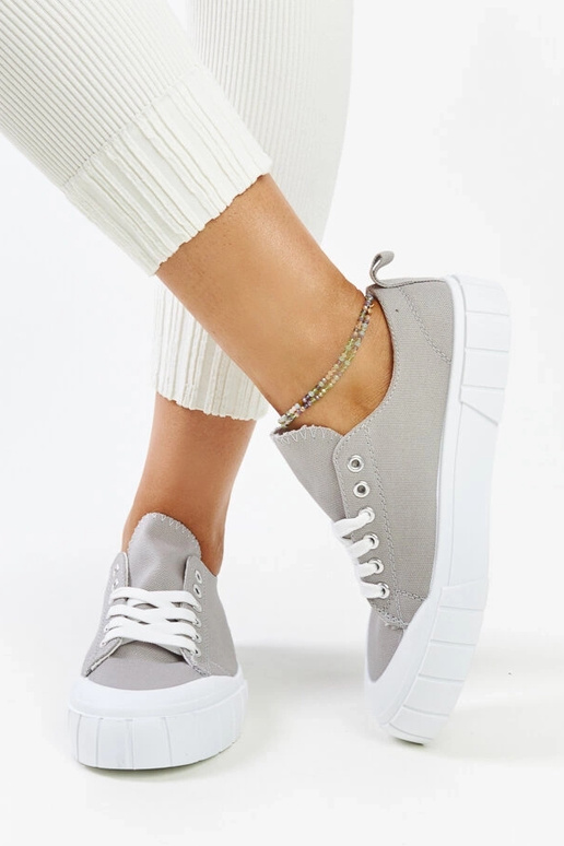 Eduardo pilko audinio sportbačiai Eduardo pilko audinio sportbačiai