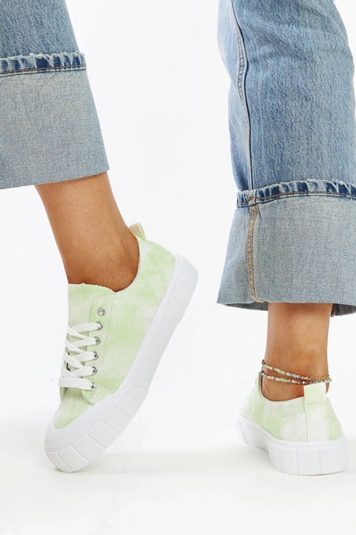 Šviesiai žalios spalvos audinio...