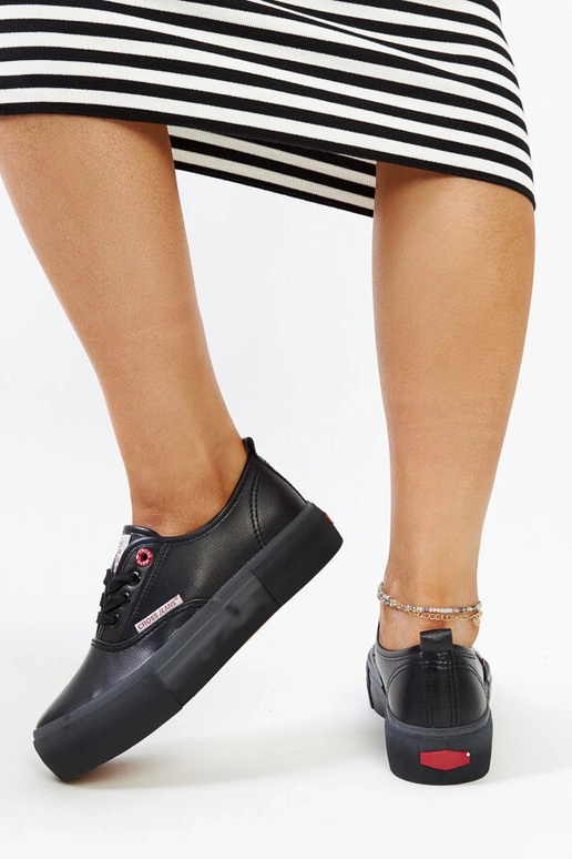 Juodi moteriški sportbačiai CROSS JEANS