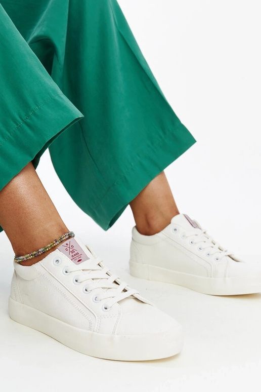 Balti moteriški dirbtinės odos...