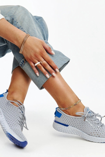 Pilko audinio sportbačiai... 2