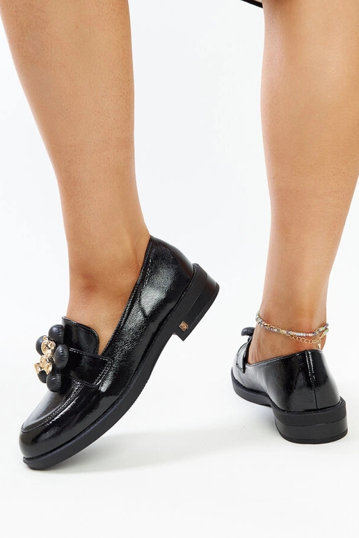 Juodos lakuotos mokasinos su...