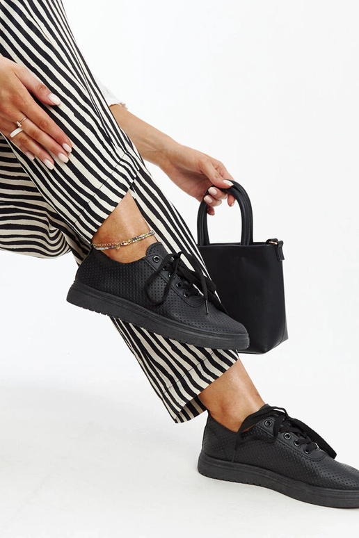 Juodi ažūriniai Segana sportbačiai