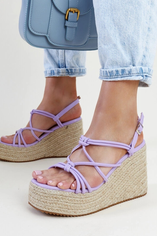 Violetinės sandalai ant platformos Mara Violetinės sandalai ant platformos Mara
