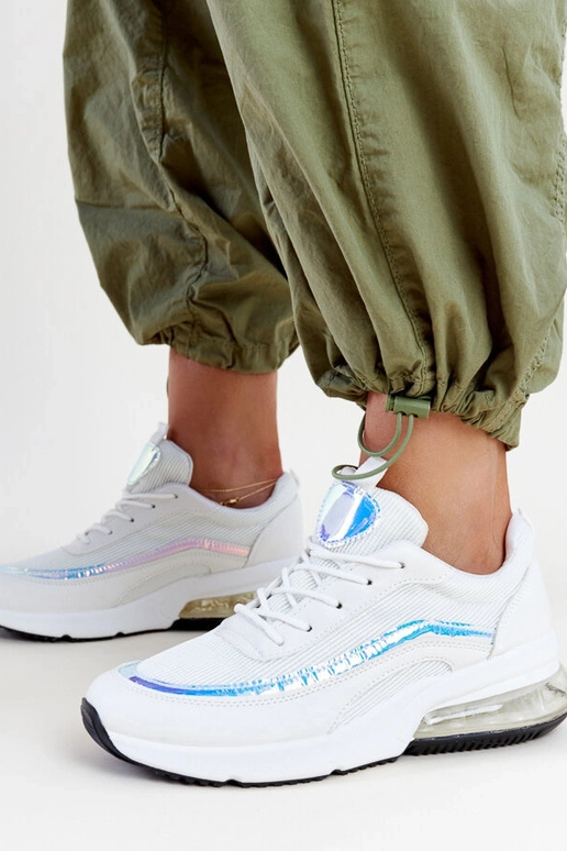 Baltos sportbačiai su hologramomis Jelka