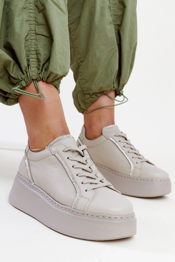 Tamsiai rudos odinės... 2