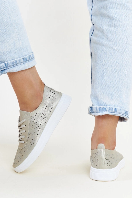 Auksiniai dirbtinės odos sportbačiai... Auksiniai dirbtinės odos sportbačiai...