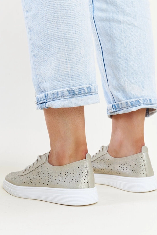 Auksiniai dirbtinės odos sportbačiai... Auksiniai dirbtinės odos sportbačiai...