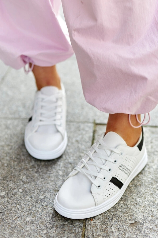 Berdine juodos ir baltos dirbtinės...