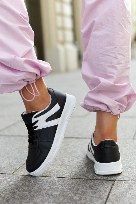 Juodi Hagara sportiniai sportbačiai