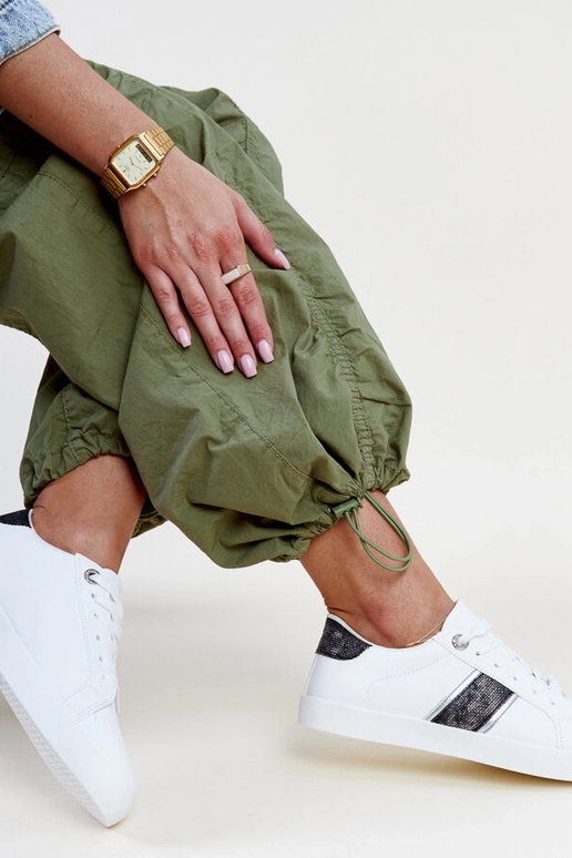 Juodos ir baltos spalvos sportbačiai... Juodos ir baltos spalvos sportbačiai...