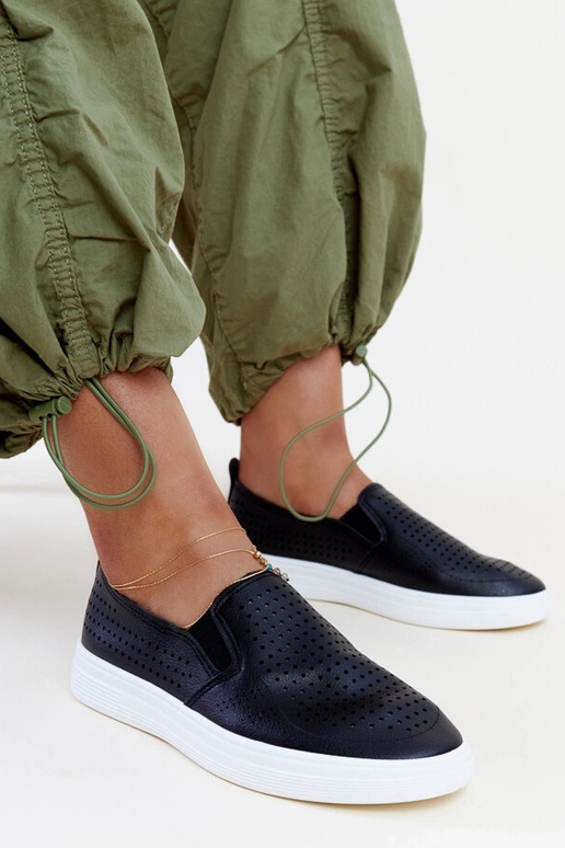 Juodi ažūriniai Dafina sportbačiai