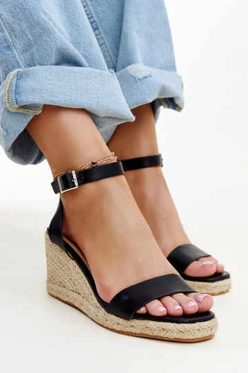 Juodi Koura Wedge sandalai 2