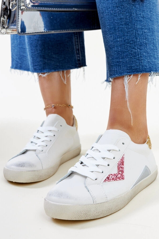 Balti sportiniai bateliai su "dėvėto"...