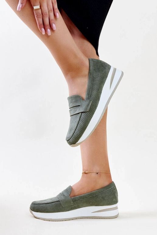 Žali perforuoti Muna batai