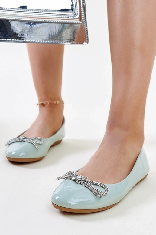 Žalios spalvos lakinės odos baleto... Žalios spalvos lakinės odos baleto...